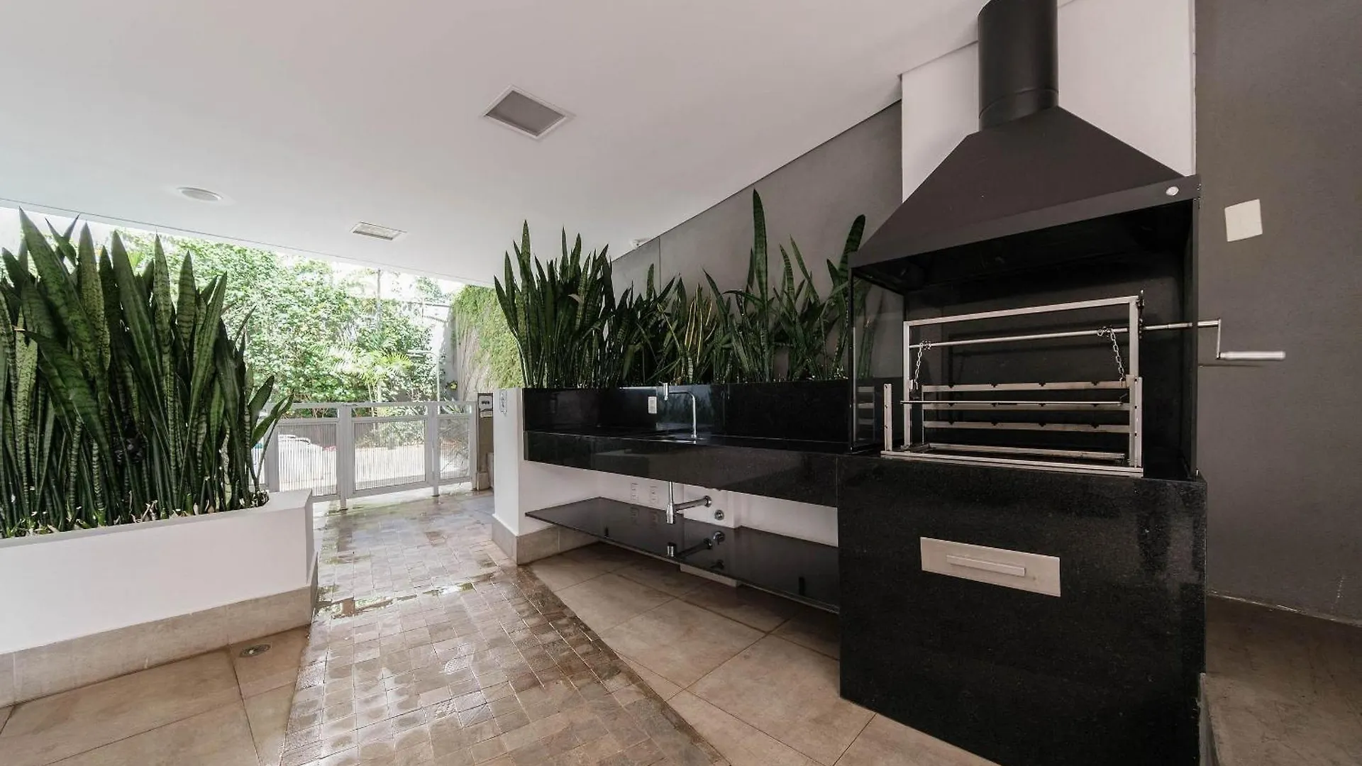 Lz414 - Conforto Na Luz: Apto Moderno Com Piscina Sao Paulo 0*,  Brazil