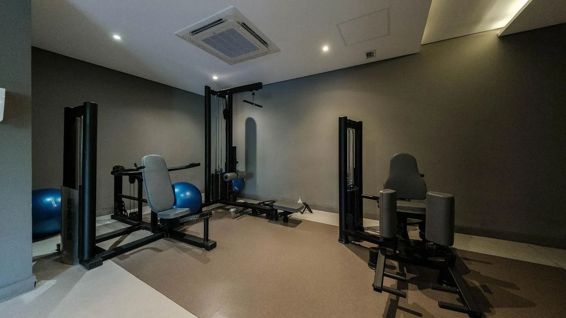 Lz414 - Conforto Na Luz: Apto Moderno Com Piscina Sao Paulo Brazil