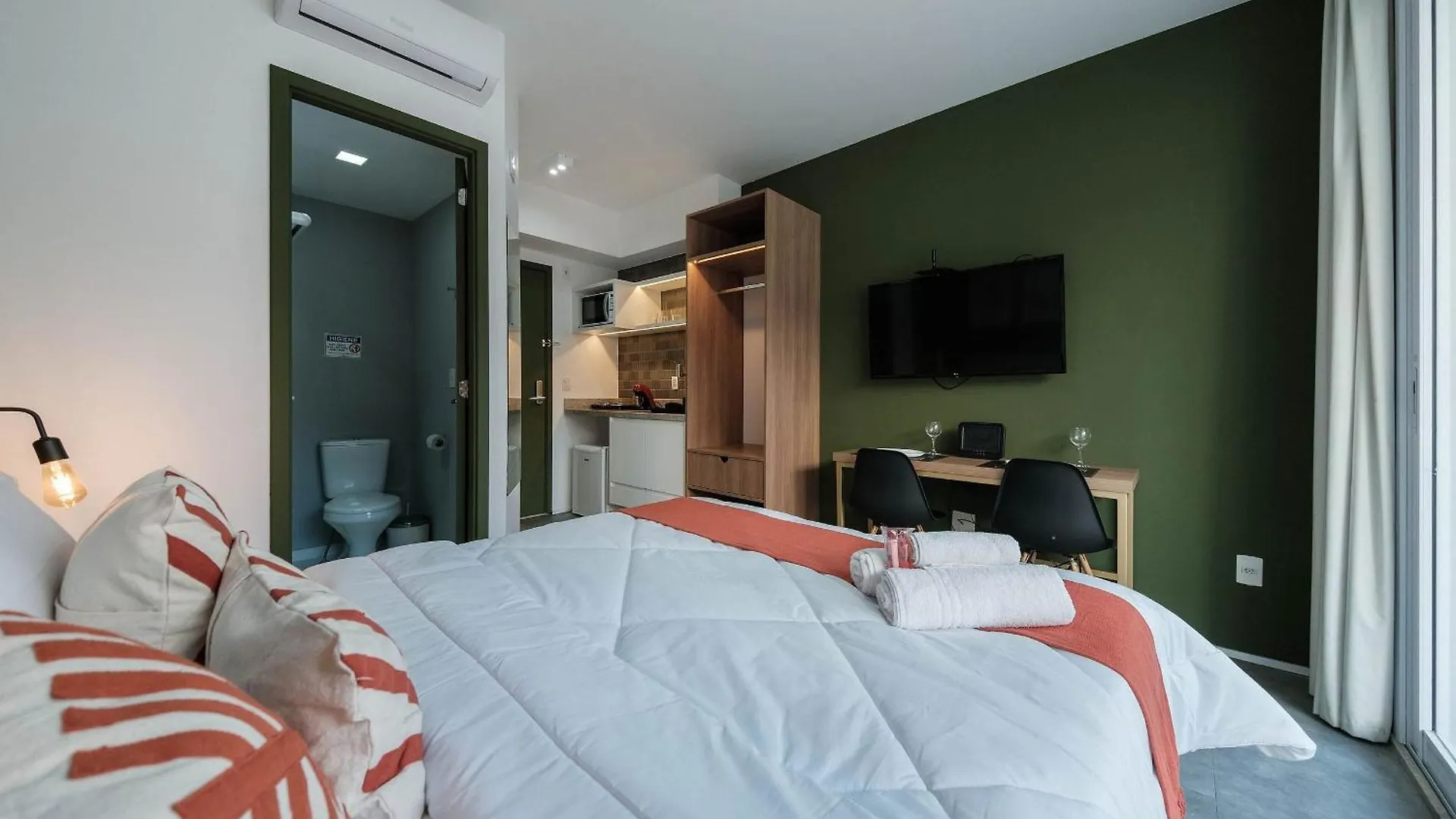 Lz414 - Conforto Na Luz: Apto Moderno Com Piscina Sao Paulo Brazil